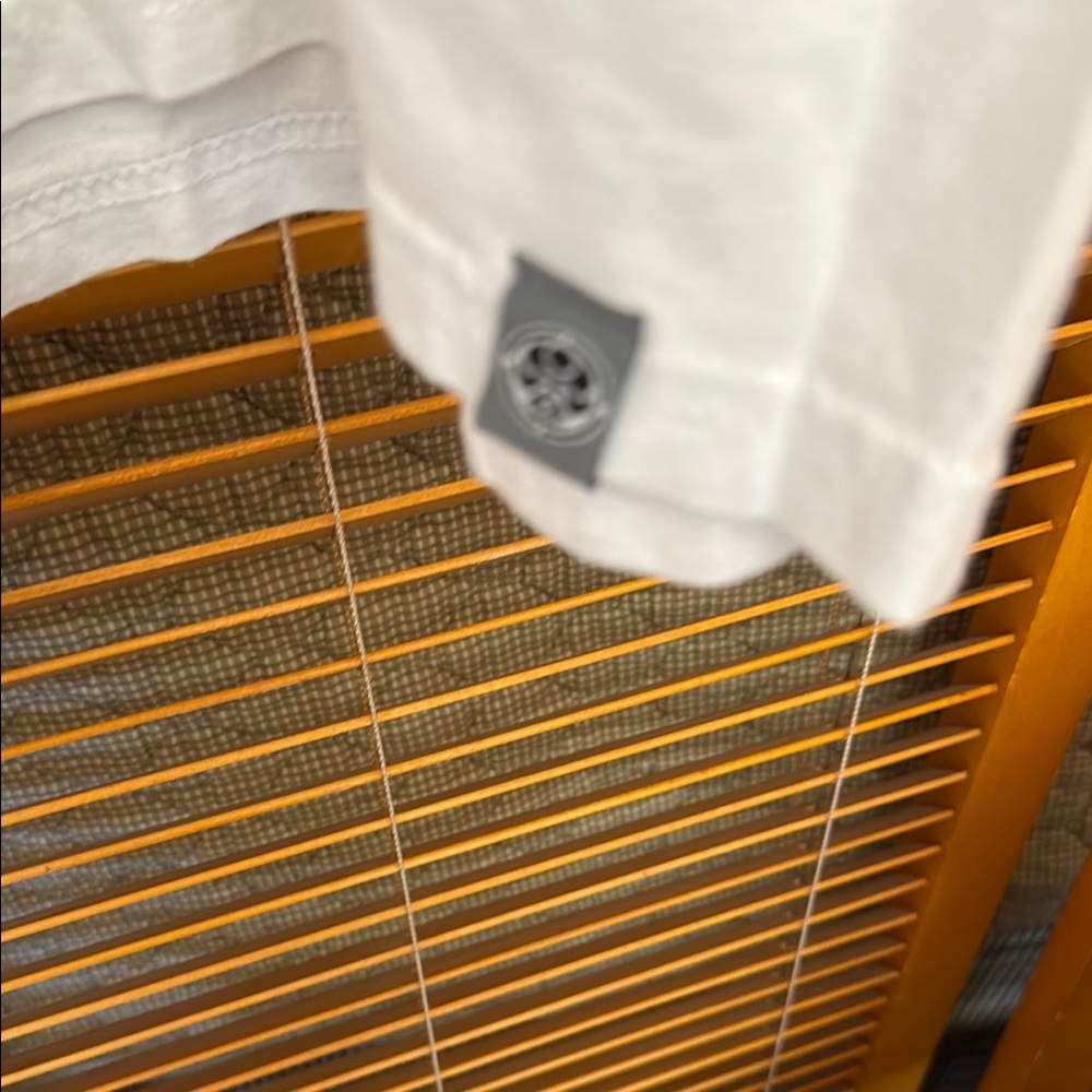 White tee shirt Hawaii - Picture 3 of 7